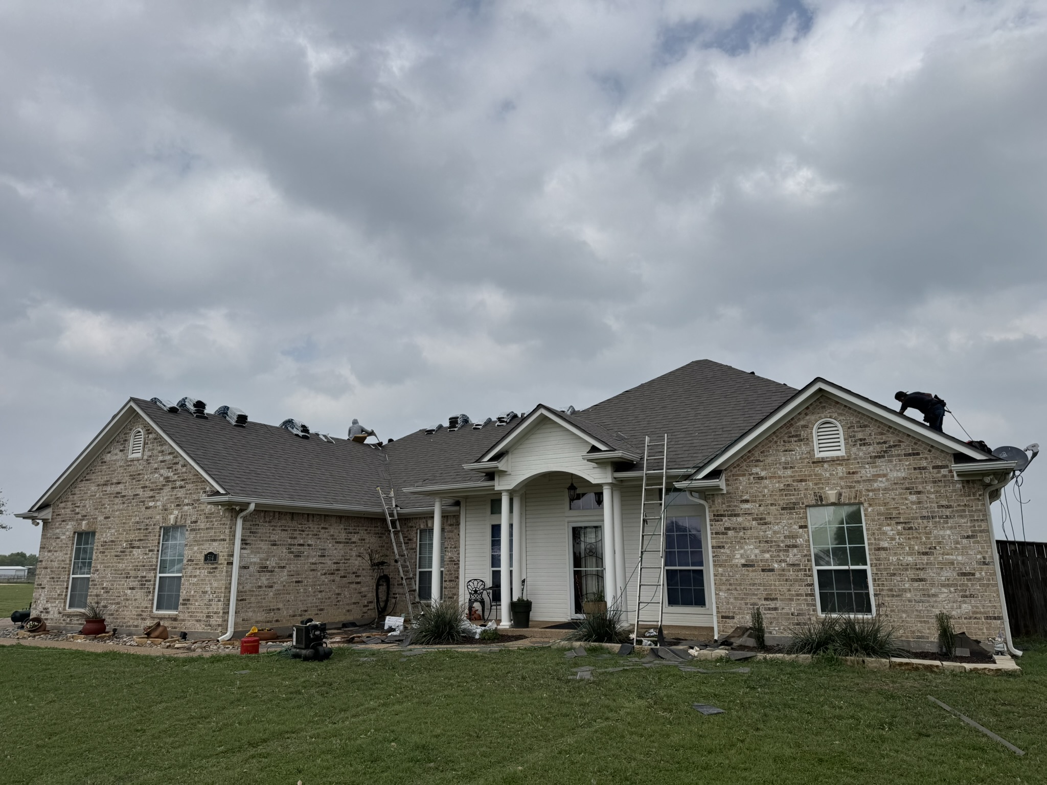 A beautiful new roof in Waco, TX